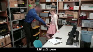 Полицай Чука Вороватого Тийнейджър