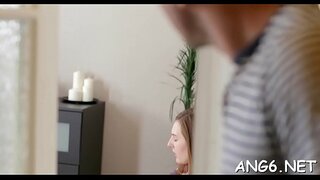 Elegáns kis cafka Niki fúj hát