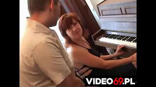 Бесплатные эротические фильмы - музыкально-эротические вариации - выступает Юлия [Подrywacze]